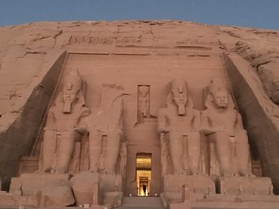 ツアーでエジプトに行ってきたよ。アブシンベル編