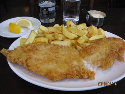 ロンドンで芸術にひたり名物を食す