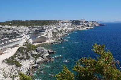 フランス人のリゾート地、コルシカ島でドライブ旅