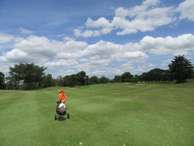 シーズンオフ雨期PattayaGolf は空いてて快適　7月/2019