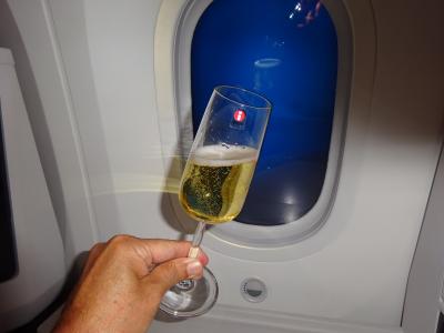 シャンパンな旅，C＆WクラスでKLIA・２，5回目のクアラルンプール＆沖縄，JGC修行・終章