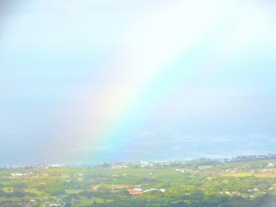 カウアイ島　虹が見えた♪ヘリコプターで壮大なナパリコースト遊覧飛行