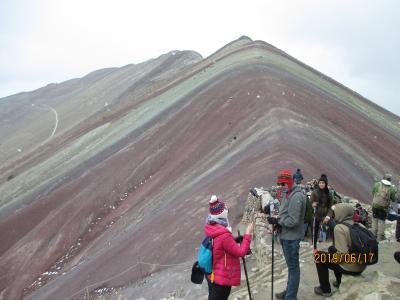 レインボーマウンテン登山５１００ｍ高地と高山病対応