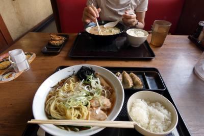 北海道らぁめん伝丸 三島徳倉店の昼食　三島市佐野体験農園 茄子・キュウリ・大根・インゲン・キャベツ・スナックとうがらし・トマトの収穫