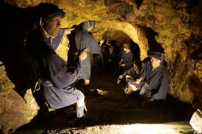 佐渡島四日間の旅（二日目）～前半は、姫埼灯台から二ツ亀・大野亀経由で尖閣湾まで。後半は、いよいよ相川地区の奉行所ほか佐渡金山遺跡を訪ねます～