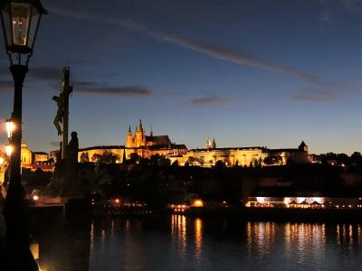 駆け足で巡る中欧５カ国の旅　８　百塔の町　麗しのプラハ　（夜のプラハ観光）