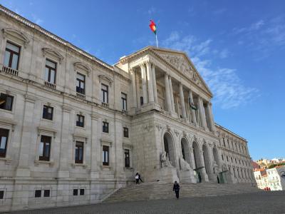 リスボン（マドリードから）