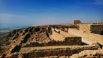 イスラエルの名所へ　マサダ遺跡　死海　エルサレム