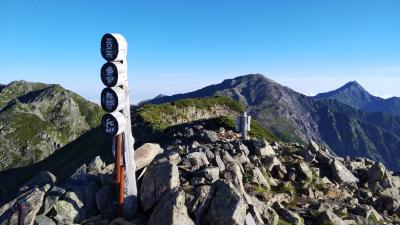 農鳥岳登山記（日本３０００ｍの山全登頂完了）