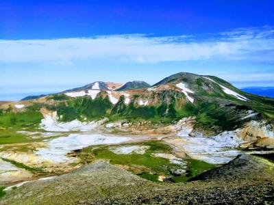 トムラウシ山・大雪山縦走登山（トムラウシ温泉～旭岳温泉）