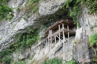 死ぬまでに一度は行きたいところ!-三徳山三仏寺投入堂-