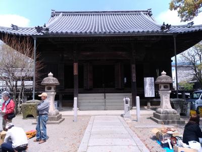 鶴林寺で仏像を見学