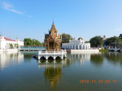 amazing　THAILAND！　（２５）最後のツアーに参加しアユタヤのバンパイン宮殿へ・・・