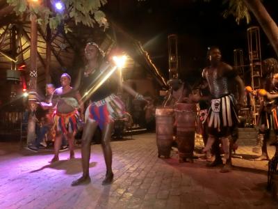アフリカ南部へ。⑮　ジンバブエのBOMAでアフリカンBBQ　アフリカンダンスショー