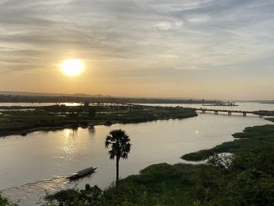 2019アフリカ～ニジェール川を眺めながらのんびりニアメ滞在