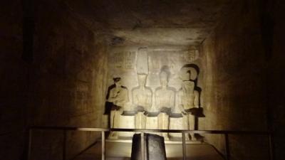 エジプトに行ってみたかったーー⑩ 旅6日目午前 朝日のアブシンベル神殿