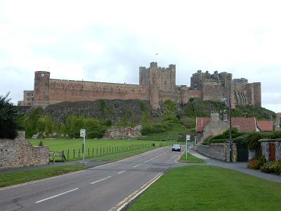 イギリス北部とスコットランドを訪ねて　７日目　バンバラ城&Holy island