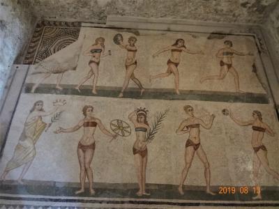 第8日目(8月13日)専用車でピアッツァ・アルメリーナ観光→カルタジローネ観光→カターニア観光(ドゥオーモ、サン・二コラ修道院)