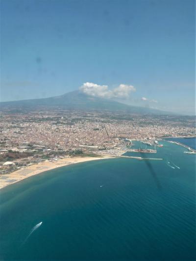 第10日目(8月15日)カターニア観光(市場巡り)、帰国へ