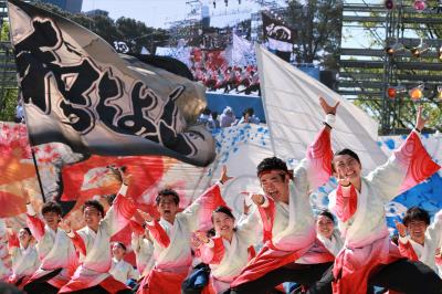 暑い名古屋が更に熱くなる　第２１回名古屋どまんなか祭り♪　久屋大通公園会場メインステージ編