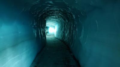 穴場氷河湖のボートツアー | Guide to Iceland