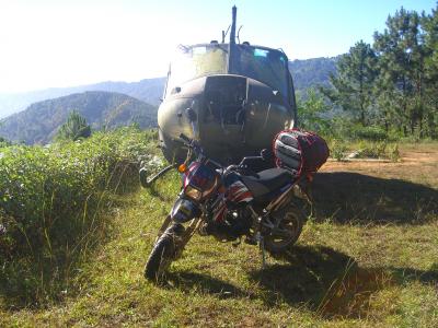 「人のできないことをやれ」　バイクで訪ねるタイ、メーホンソン県の山岳少数民族の村々