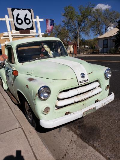 ネオンとカジノと大自然！！