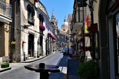 魅惑のシチリア×プーリア♪　Vol.484　☆ランダッツォ：美しい旧市街は華やかな雰囲気♪