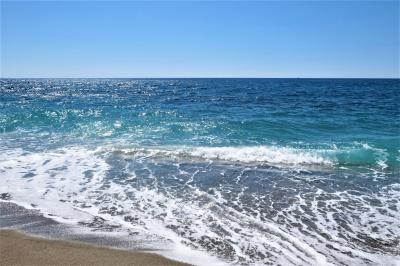 魅惑のシチリア×プーリア♪　Vol.509　☆レトジャンニ：美しいリド「パラディーセビーチクラブ」青い海に染められて♪
