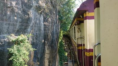 【泰緬鉄道の跡を追う? = タイ・ミャンマー陸路ノービザ国境越えの旅】