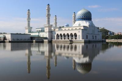 ボルネオ島の旅（１２）～コタキナバル３　コタキナバル市立モスク、サバ州立モスク～