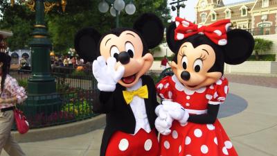 Disney - 【れい】香港ディズニー2商品 初めての香港ディズニー旅 with 2歳児 ①／3』香港(香港)の旅行