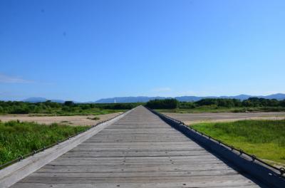 流れ橋で風を感じる