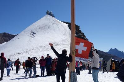 憧れのスイスアルプス５連泊【３】　晴天のユングフラウヨッホ＆のんびりハイキング＆ビール