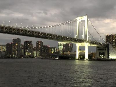 東京湾『シンフォニー モデルナ号』で、優雅にフレンチ料理をいただきながら、サンセットクルーズ♪