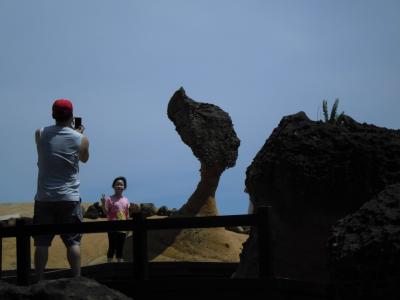 シニアののんびり台北一人旅です。(三日目:基隆、野柳地質公園、十扮、タイペイアイ)