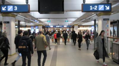 タウンホール駅からヒルトン・シドニー