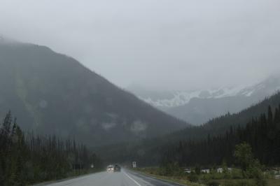 初夏のカナディアン・ロッキー2019 Day6-3（雨のKootenay National Parkを通り抜け）