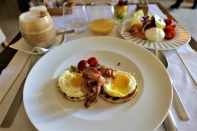 魅惑のシチリア×プーリア♪　Vol.668　☆オストゥーニ：高級ホテル「ラ・ソッミタ」最後の」朝食　さようなら♪