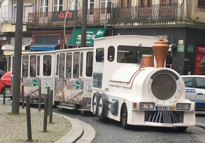 ビーゴから日帰りドライブ、ポルトガル、ポルトヘ。