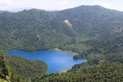 「雲海の上で焼いたパンを出す宿」 への宿泊を軸に裏志賀山をハイキング