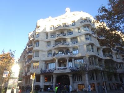 ヨーロッパ落穂拾いの旅第２弾：アンドラ、西、スロベニア、マルタ、伊旅行【５】（2018年年末年始 ３日目② 妖怪ハウスに入ってみれば）