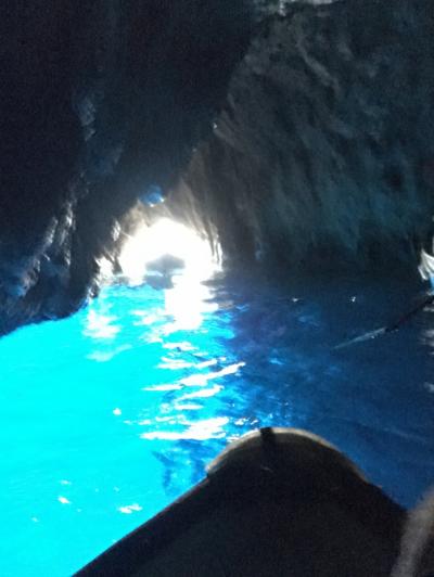 香港経由でイタリアの夏旅2019 カプリ島とナポリの絶景編