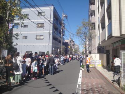 おいで通り商店街祭り（東京大田区）　夜は　春香園で　CARPファンと会う