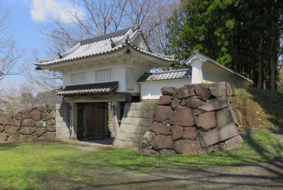 2018春、東北北部の名城(22/28)：4月26日(5)：三戸城(1)：石垣、綱御門、武者溜