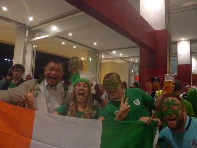 狂騒　ワールドカップ　「アイルランド対ロシア」 