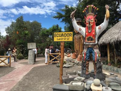 地球の真ん中La mitad del mundo 太陽博物館で赤道上ならではの現象を体験