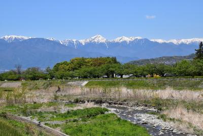 松本市郊外の薄川河畔から眺める北アルプスの絶景～里山辺集落の土蔵造り～（松本）