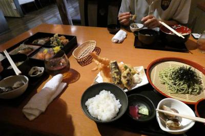 三島和食－わ－の昼食　三島市佐野体験農園 スナックとうがらし　オクラ　トマトの収穫