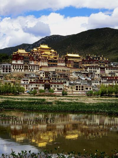 2019年 5月　中国・香格里拉　雲南省最大のチベット仏教寺院、松賛林寺